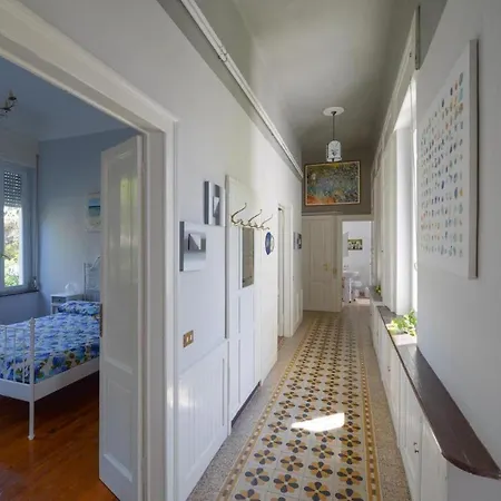 Your Dream On Maggiore: Historic House E Private Jacuzzi Dom wakacyjny Stresa