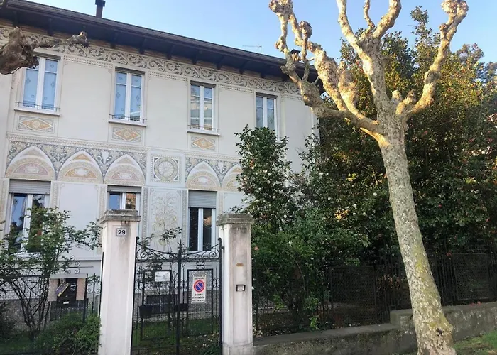 Your Dream On Maggiore: Historic House E Private Jacuzzi